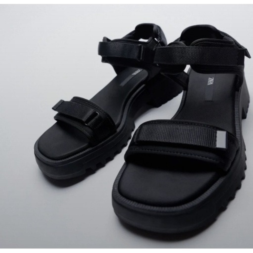 Zara Black Sporty Platform Sandals Womens Size 41 Chunky Strappy Hook Loop Lug